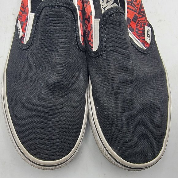 VANS Slip-On Classic Womens 7.5 Black Red Logo Flame Fire Canvas Shoes - Picture 12 of 13